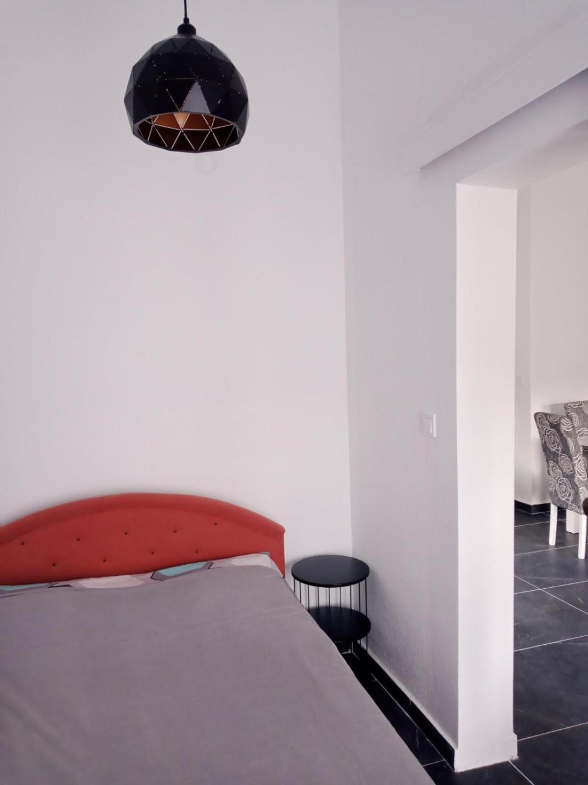 Apartman Becir บุดวา ภายนอก รูปภาพ