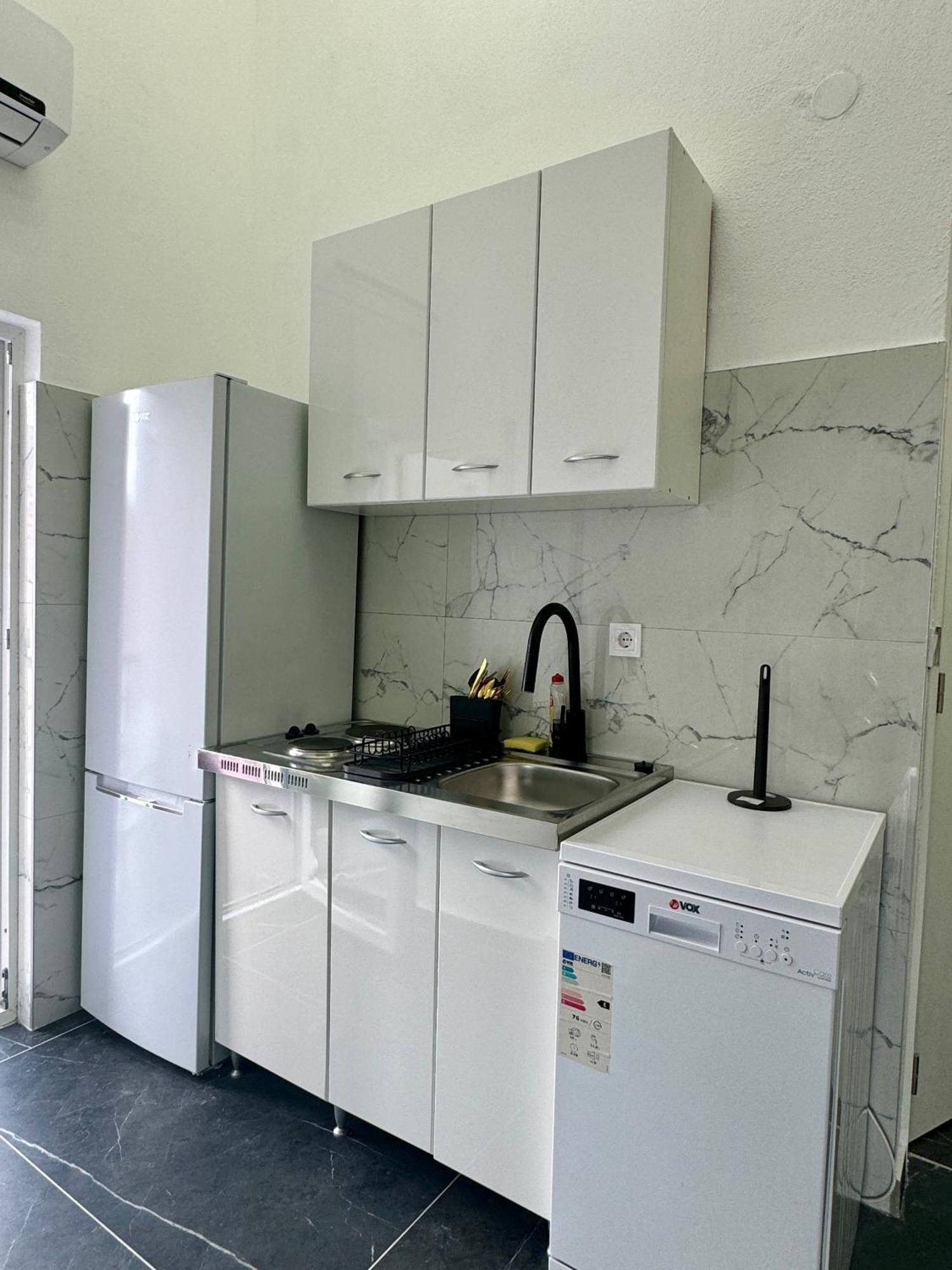 Apartman Becir บุดวา ภายนอก รูปภาพ