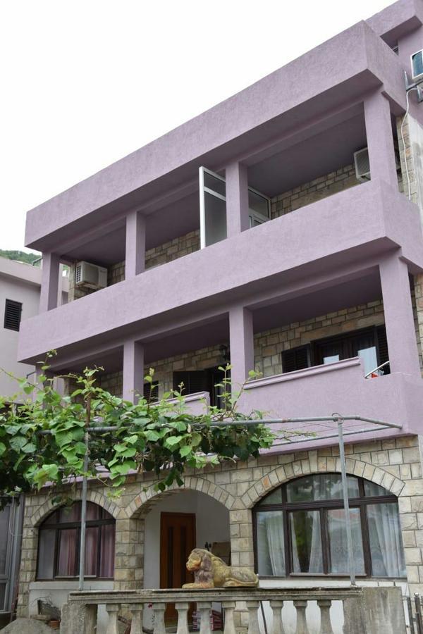 Apartman Becir บุดวา ภายนอก รูปภาพ